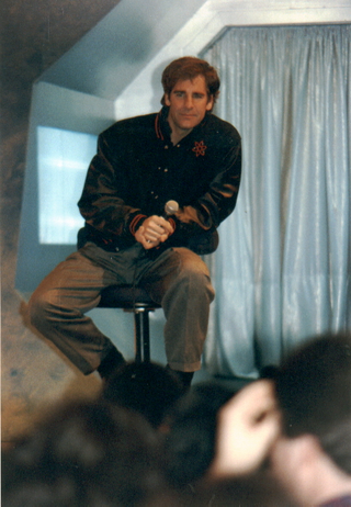 Illustration for article titled Unearthed Quantum Leap convention footage shows vintage Bakula and one smug Doogie Howser